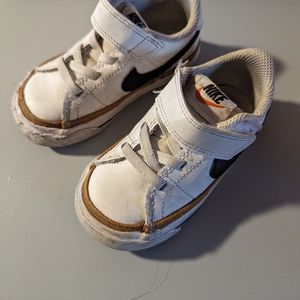 Nike Toddler sneakers
